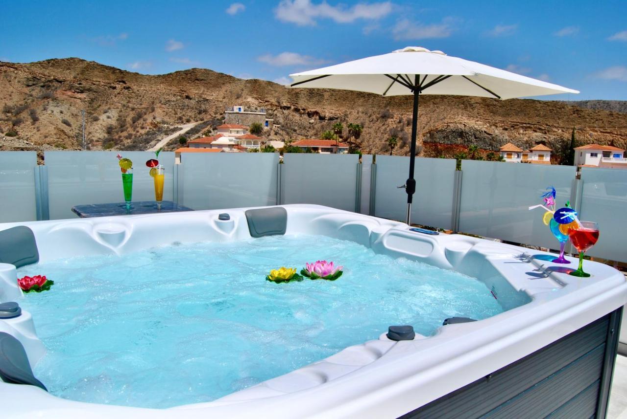 Big Tauro With Private Heated Saltwater Pool & Jacuzzi & Bbq & Game & Arcade Games Mogan