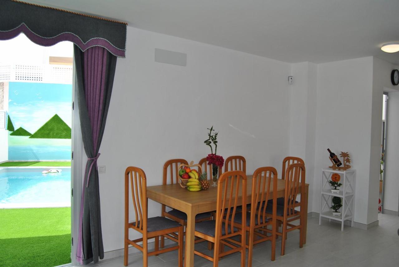 Villa Big Tauro With Private Heated Saltwater Pool & Jacuzzi & Bbq & Game & Arcade Games *